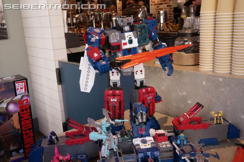 SDCC 2016 - Hasbro Press Event: Titans Return