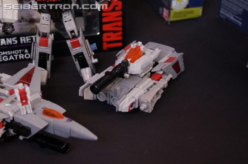 SDCC 2016: Hasbro Press Event: Titans Return - Transformers Event: Titans Return 010
