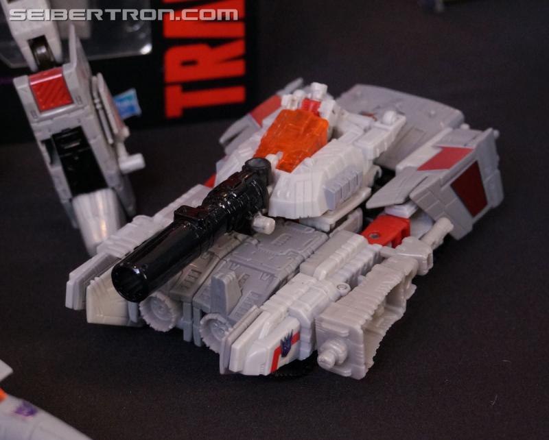 SDCC 2016: Hasbro Press Event: Titans Return - Transformers Event: Titans Return 011