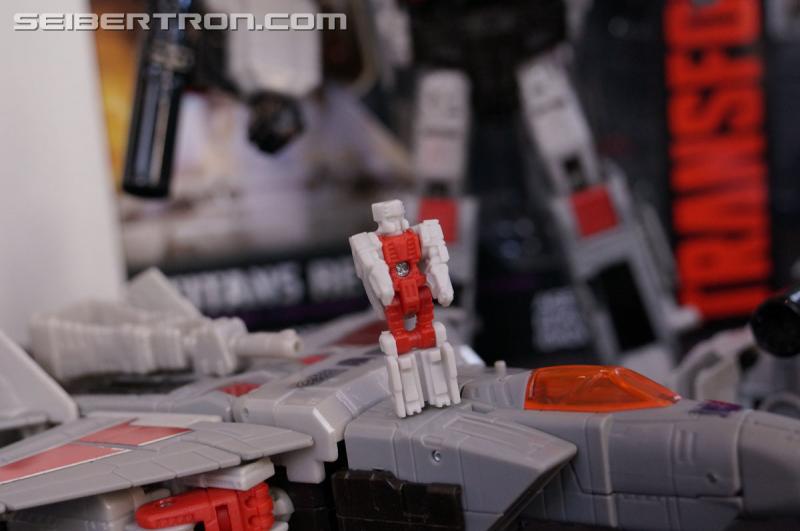 SDCC 2016 - Hasbro Press Event: Titans Return