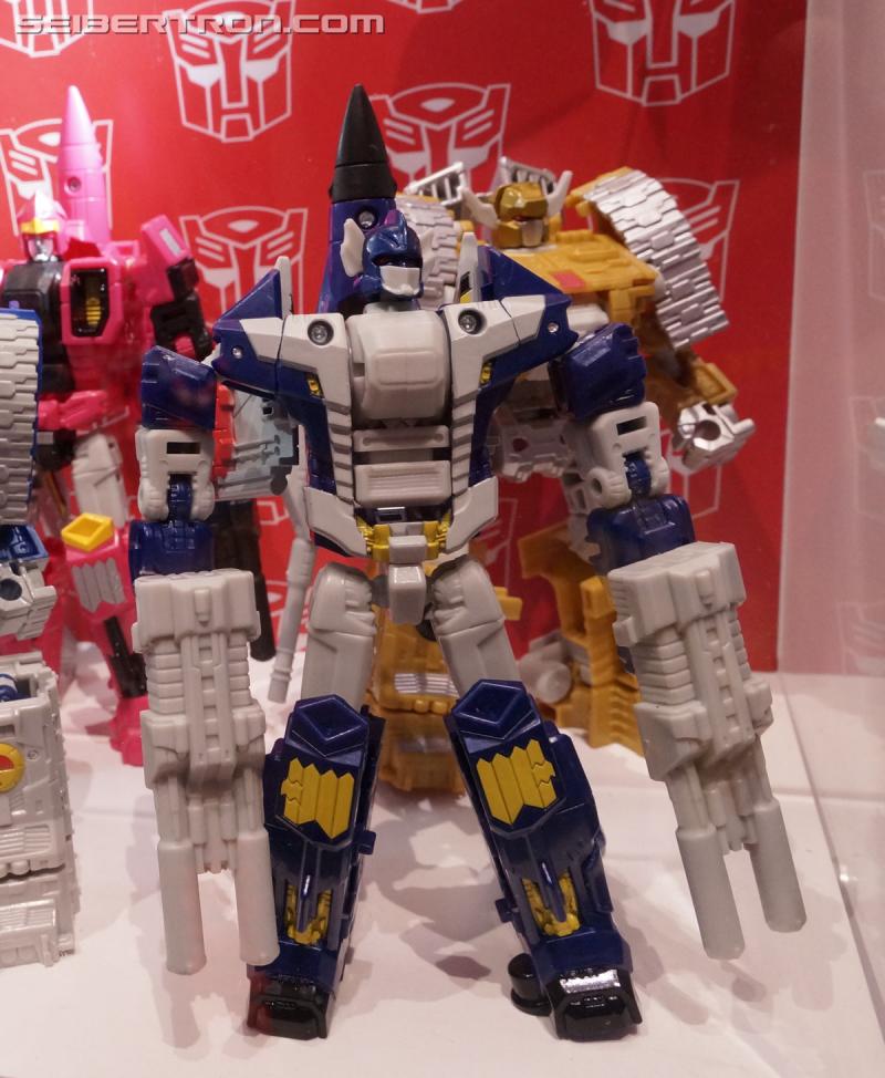 SDCC 2016: SDCC Reveals (aka Hasbro Press Event reveals at SDCC booth) - Transformers Event: DSC02229a