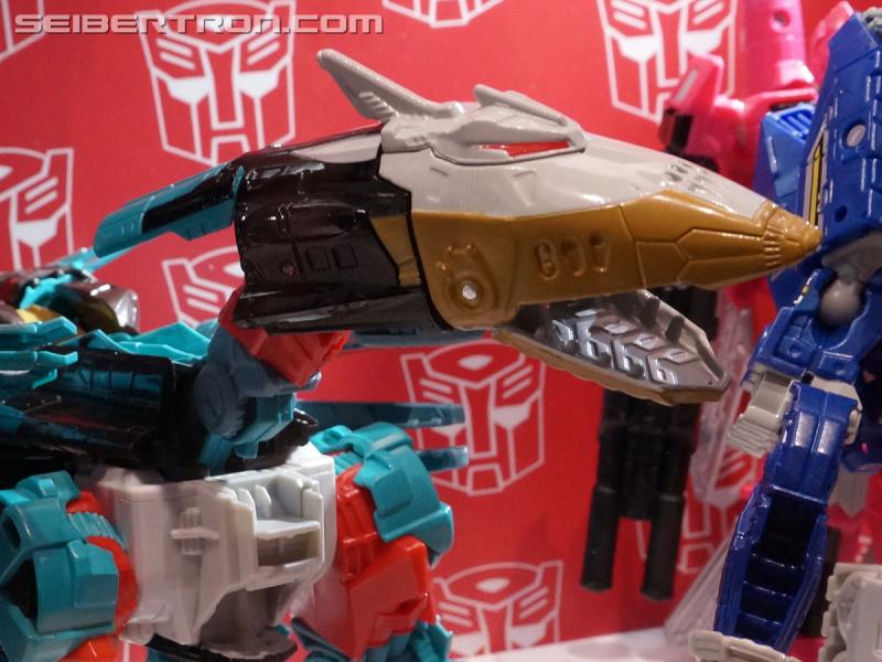SDCC 2016: SDCC Reveals (aka Hasbro Press Event reveals at SDCC booth) - Transformers Event: DSC02243aa