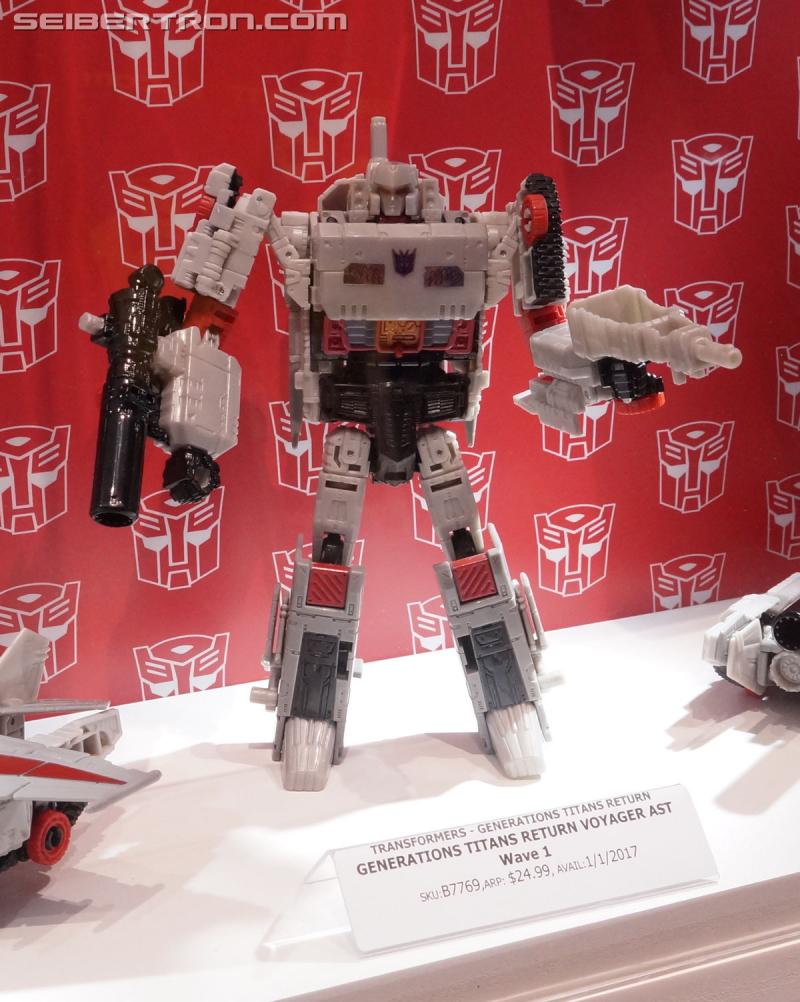 SDCC 2016: SDCC Reveals (aka Hasbro Press Event reveals at SDCC booth) - Transformers Event: DSC02276a