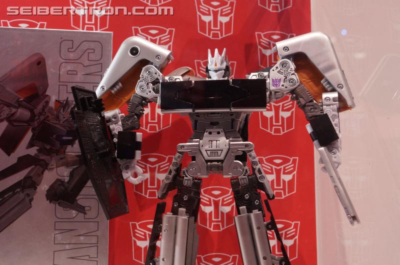 SDCC 2016: SDCC Reveals (aka Hasbro Press Event reveals at SDCC booth) - Transformers Event: DSC02278