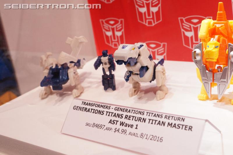 SDCC 2016: SDCC Reveals (aka Hasbro Press Event reveals at SDCC booth) - Transformers Event: DSC02300