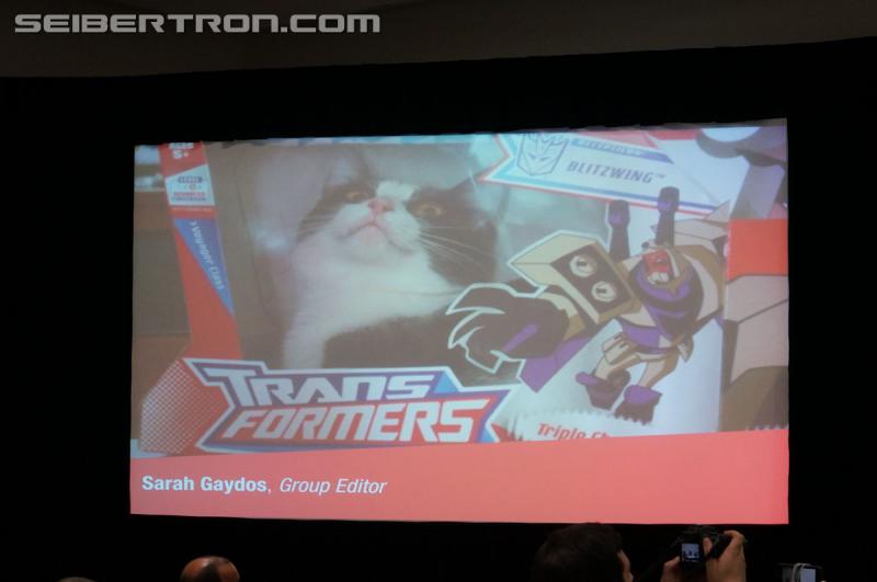 SDCC 2016: "IDW and Hasbro: The Revolution is Now" Gallery - Transformers Event: DSC02320