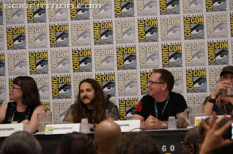 SDCC 2016: "IDW and Hasbro: The Revolution is Now" Gallery - Transformers Event: DSC02323