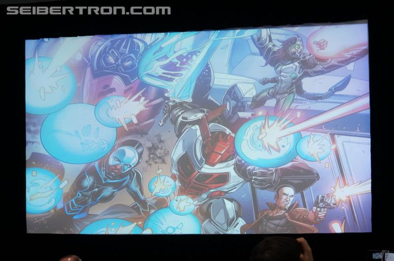 SDCC 2016: "IDW and Hasbro: The Revolution is Now" Gallery - Transformers Event: DSC02348