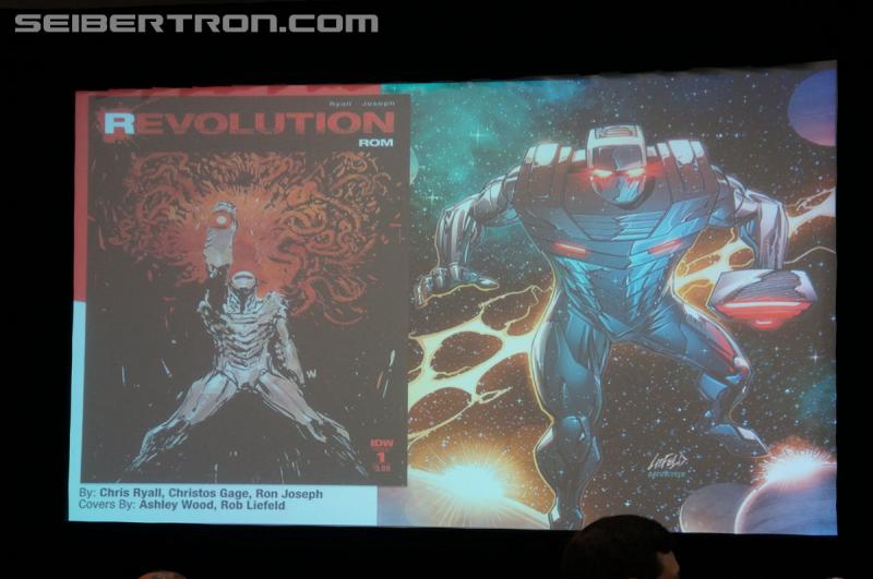 SDCC 2016: "IDW and Hasbro: The Revolution is Now" Gallery - Transformers Event: DSC02354