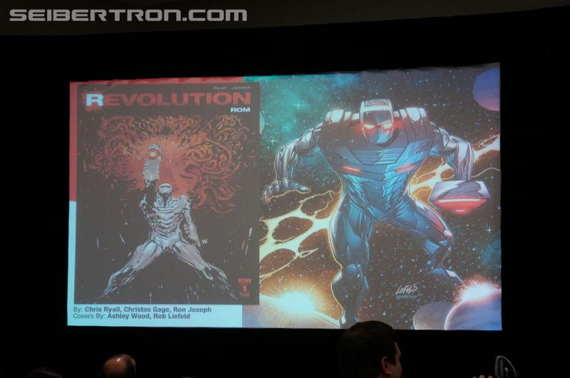 SDCC 2016: "IDW and Hasbro: The Revolution is Now" Gallery - Transformers Event: DSC02355