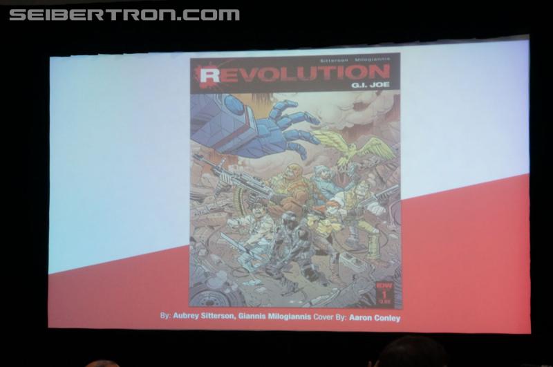 SDCC 2016: "IDW and Hasbro: The Revolution is Now" Gallery - Transformers Event: DSC02358