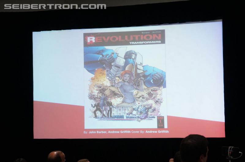 SDCC 2016: "IDW and Hasbro: The Revolution is Now" Gallery - Transformers Event: DSC02362