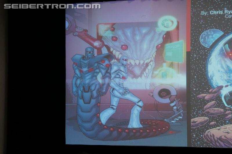 SDCC 2016: "IDW and Hasbro: The Revolution is Now" Gallery - Transformers Event: DSC02374