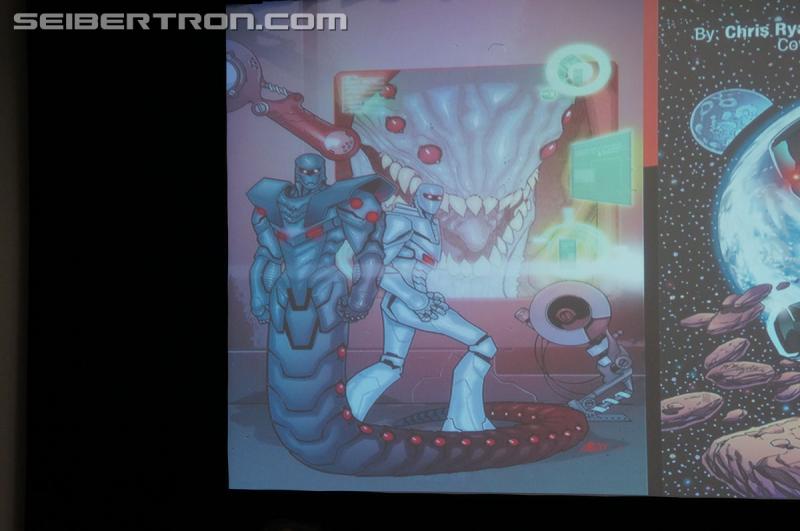 SDCC 2016: "IDW and Hasbro: The Revolution is Now" Gallery - Transformers Event: DSC02375