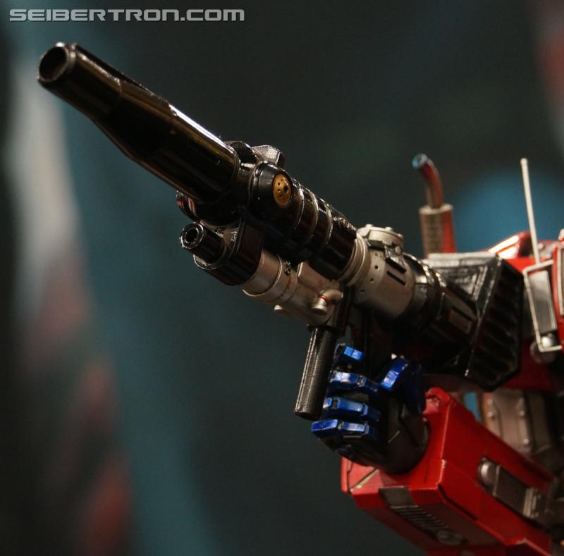 SDCC 2016: Prime 1 Studio Optimus Prime at Sideshow - Transformers Event: DSC02391a