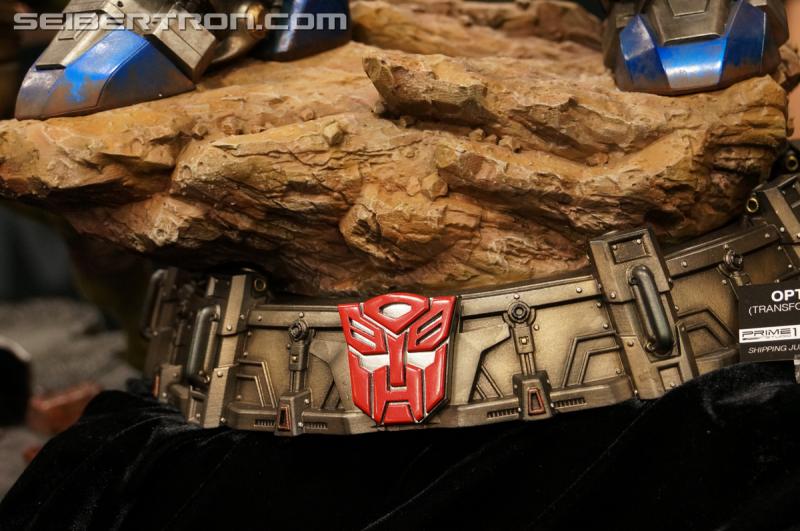 SDCC 2016: Prime 1 Studio Optimus Prime at Sideshow - Transformers Event: DSC02395