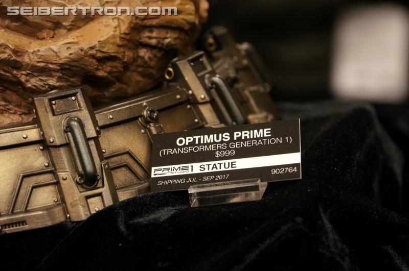 SDCC 2016: Prime 1 Studio Optimus Prime at Sideshow - Transformers Event: DSC02396