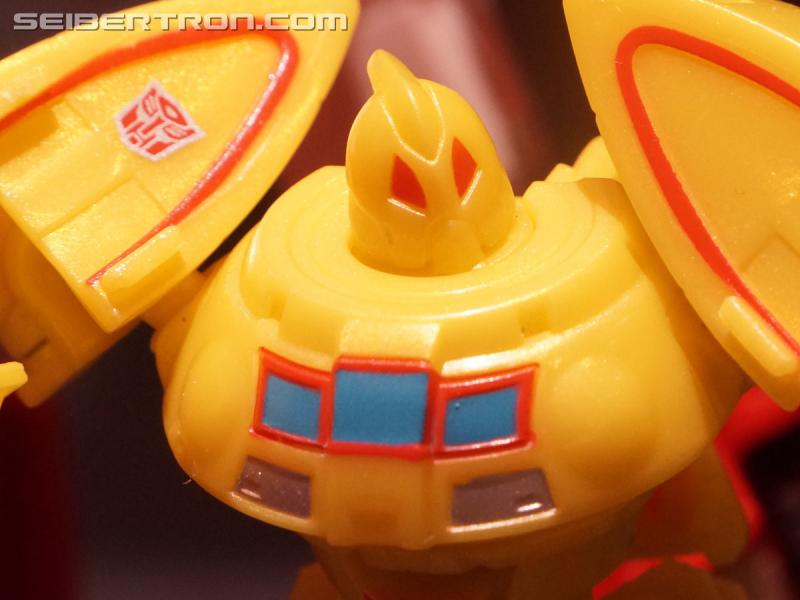 SDCC 2016: Diorama featuring Titans Return and Combiner Wars products - Transformers Event: DSC02574a