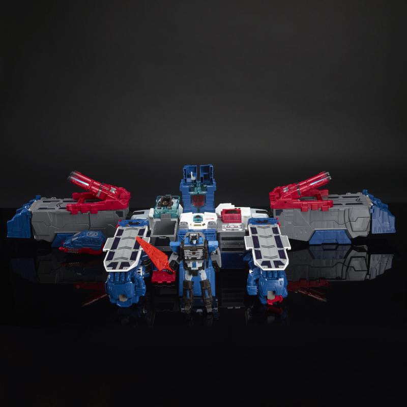 SDCC 2016: Official Images of SDCC and Cybertron Con Product Reveals - Transformers Event: SDCC 2016 Fortress Maximus 0182