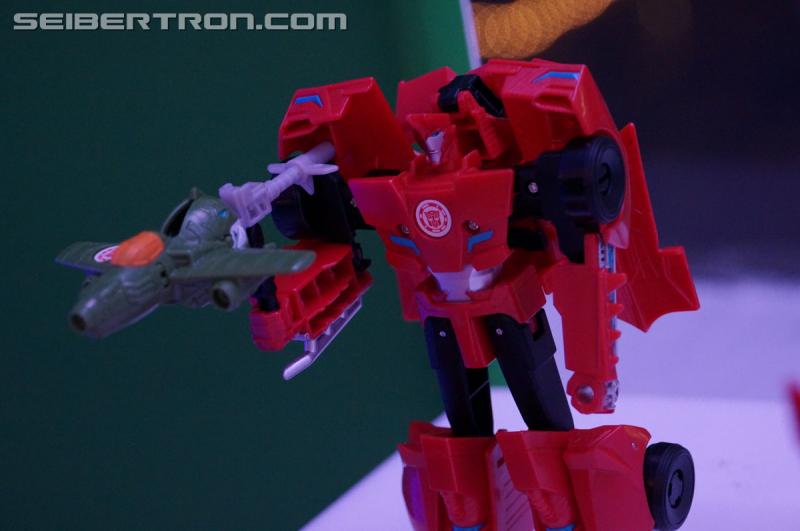 NYCC 2016: Robots In Disguise: Combiner Force - Transformers Event: DSC03698