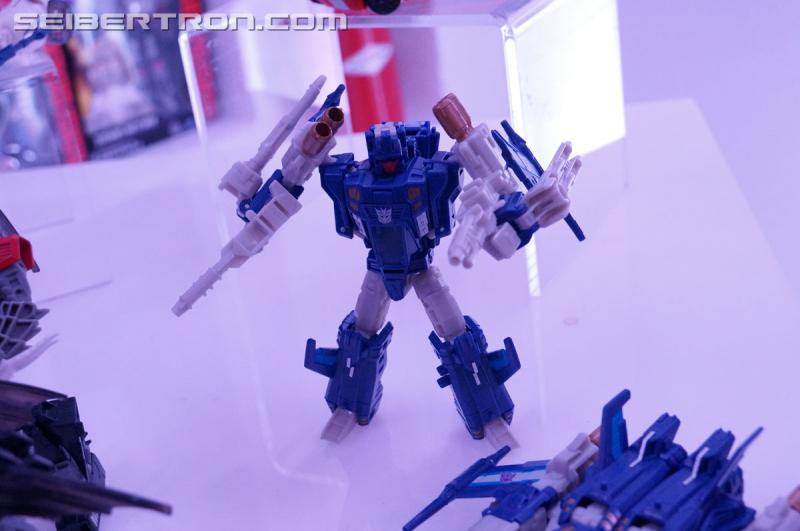 NYCC 2016 - Generations Titans Return Deluxe Class