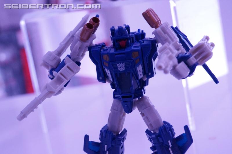 NYCC 2016 - Generations Titans Return Deluxe Class