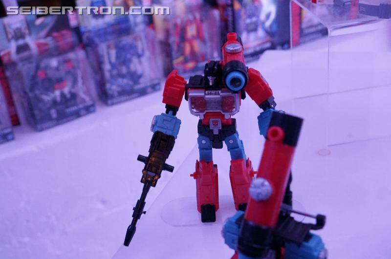 NYCC 2016 - Generations Titans Return Deluxe Class