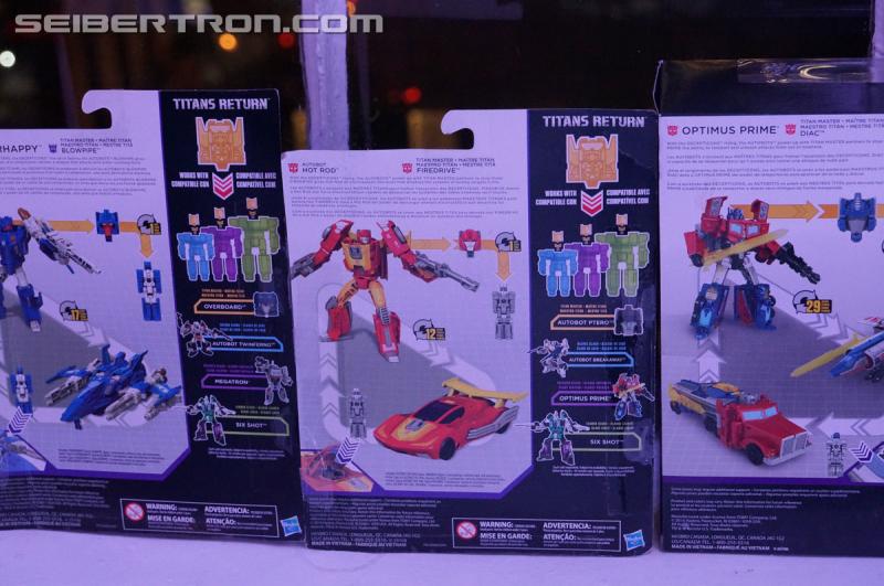 NYCC 2016 - Generations Titans Return Deluxe Class