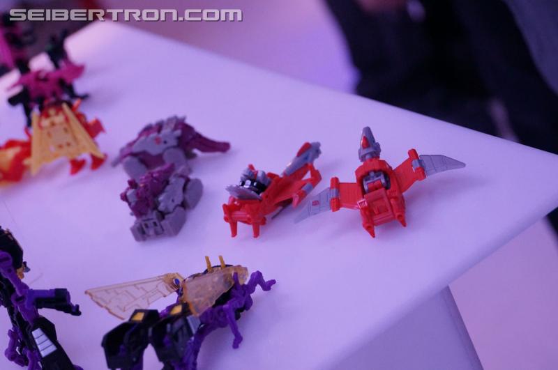 NYCC 2016: Titans Return Voyager Optimus, Legends, and Titan Masters - Transformers Event: DSC03660