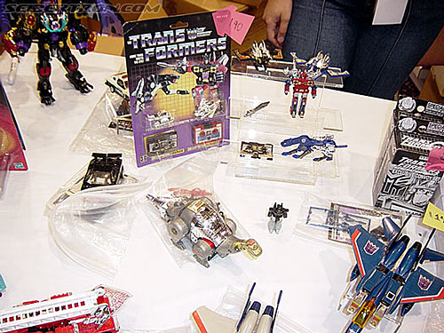 BotCon 2002 - American Transformers Gallery