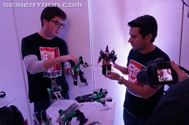 NYCC 2016: Titans Return Leader Class Sixshot - Transformers Event: DSC03585