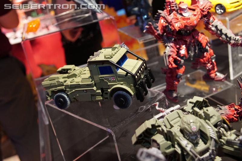 Toy Fair 2017: TF The Last Knight, Robots In Disguise, Titans Return and Rescue Bots - Transformers Event: DSC00256