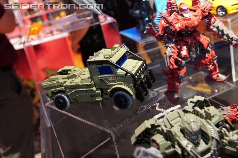 Toy Fair 2017: TF The Last Knight, Robots In Disguise, Titans Return and Rescue Bots - Transformers Event: DSC00257