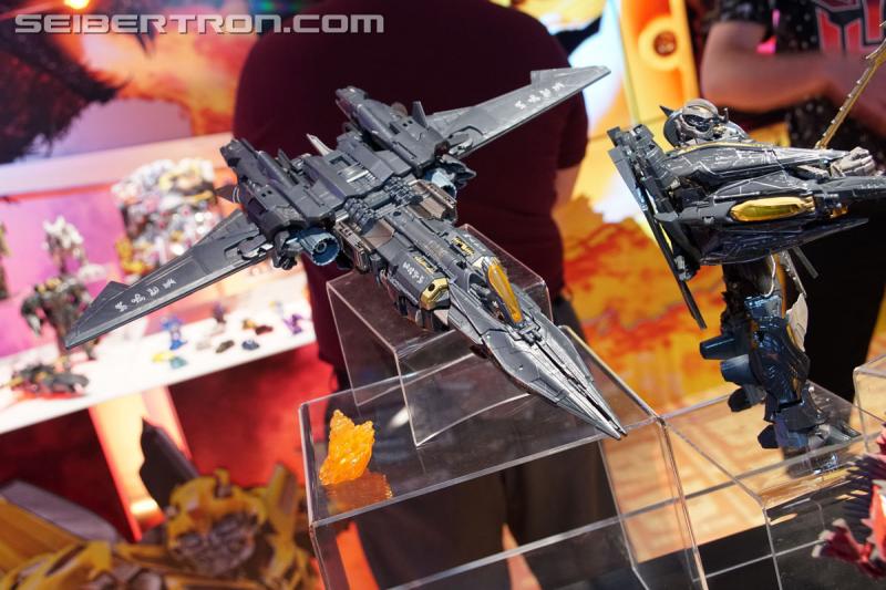 Toy Fair 2017: TF The Last Knight, Robots In Disguise, Titans Return and Rescue Bots - Transformers Event: DSC00259