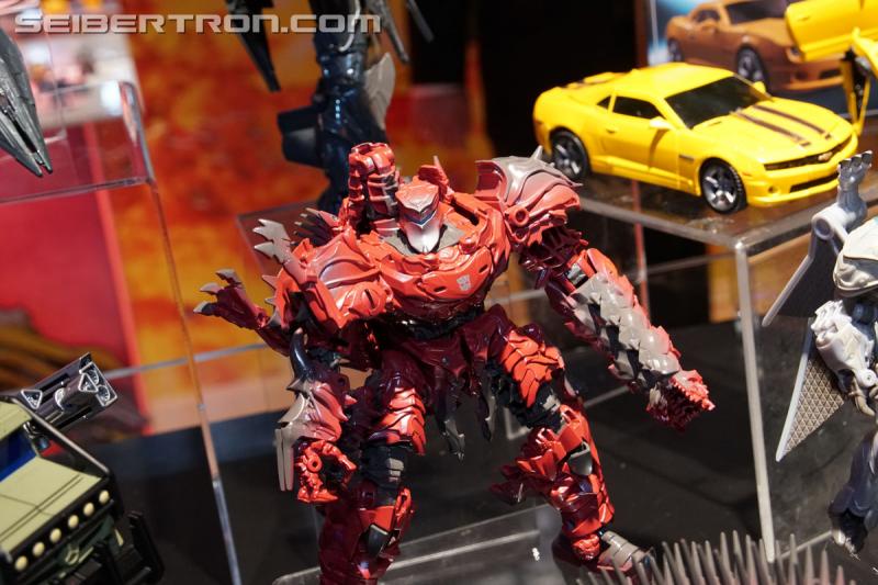 Toy Fair 2017: TF The Last Knight, Robots In Disguise, Titans Return and Rescue Bots - Transformers Event: DSC00267