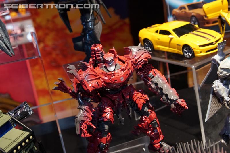 Toy Fair 2017: TF The Last Knight, Robots In Disguise, Titans Return and Rescue Bots - Transformers Event: DSC00268