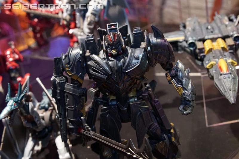 Toy Fair 2017: TF The Last Knight, Robots In Disguise, Titans Return and Rescue Bots - Transformers Event: DSC00283