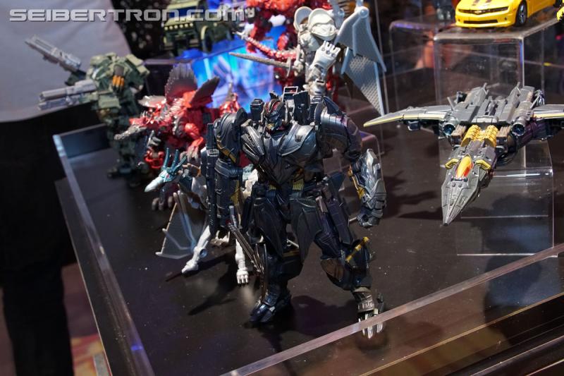 Toy Fair 2017: TF The Last Knight, Robots In Disguise, Titans Return and Rescue Bots - Transformers Event: DSC00285