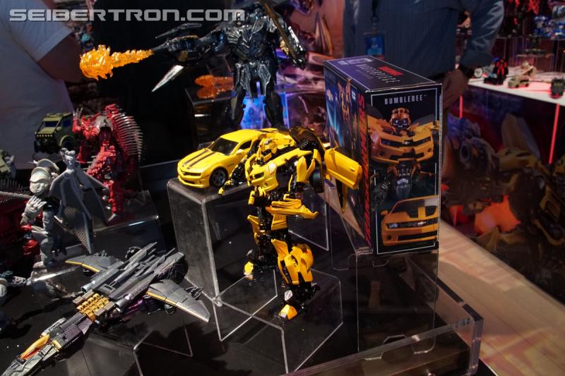 Toy Fair 2017: TF The Last Knight, Robots In Disguise, Titans Return and Rescue Bots - Transformers Event: DSC00296