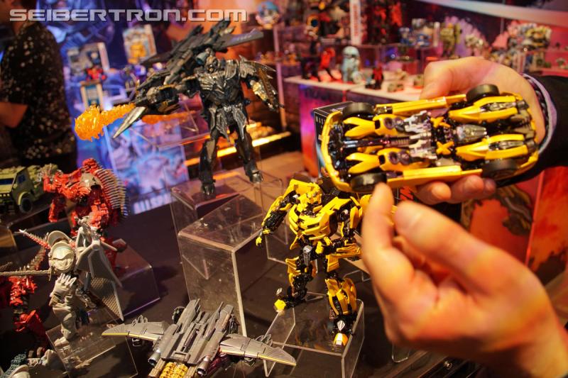 Toy Fair 2017: TF The Last Knight, Robots In Disguise, Titans Return and Rescue Bots - Transformers Event: DSC00301