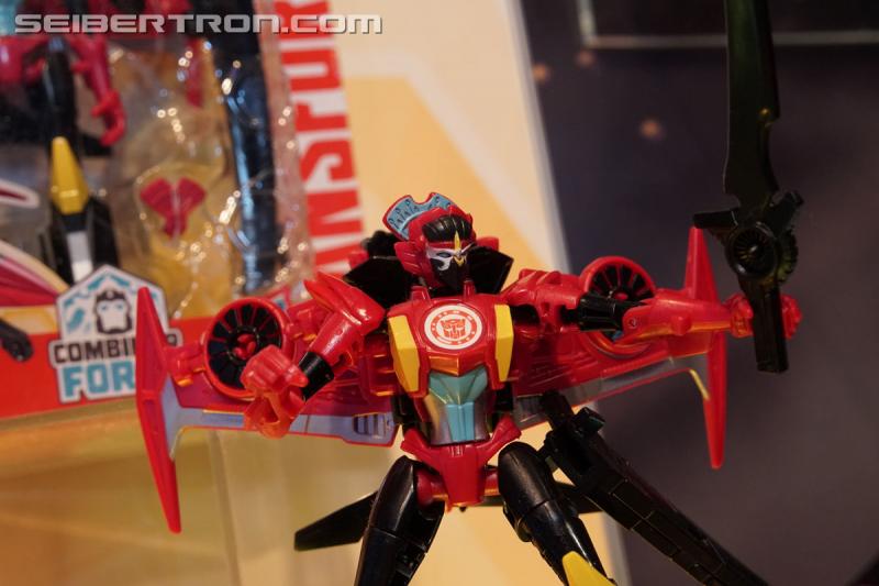 Toy Fair 2017: TF The Last Knight, Robots In Disguise, Titans Return and Rescue Bots - Transformers Event: DSC00390