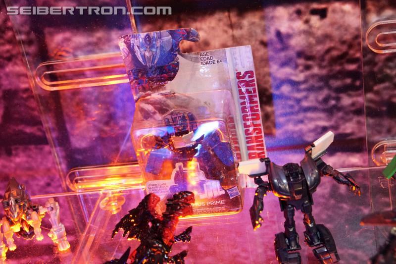 Toy Fair 2017: TF The Last Knight, Robots In Disguise, Titans Return and Rescue Bots - Transformers Event: DSC00619