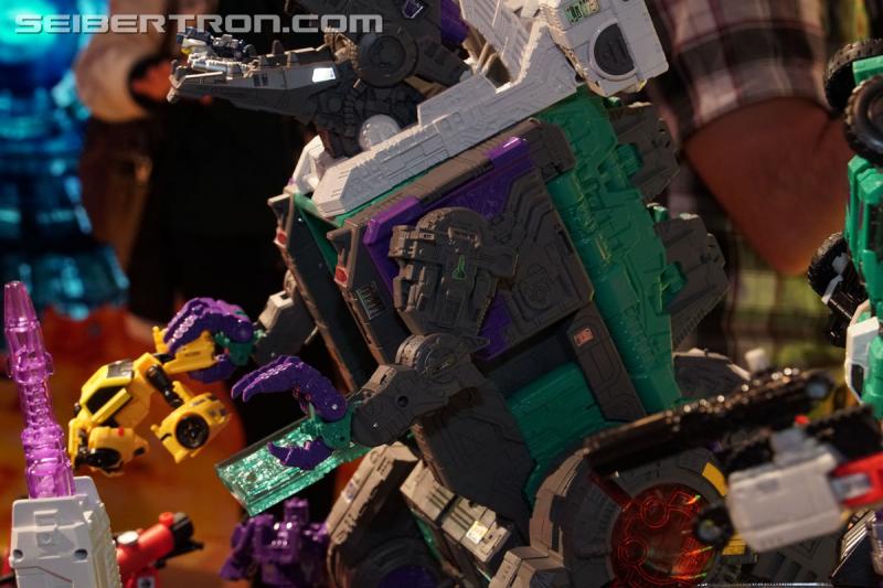 Toy Fair 2017: TF The Last Knight, Robots In Disguise, Titans Return and Rescue Bots - Transformers Event: DSC00657