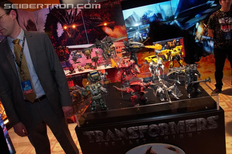 Toy Fair 2017: TF The Last Knight, Robots In Disguise, Titans Return and Rescue Bots - Transformers Event: DSC00783