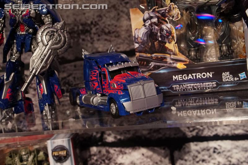 Toy Fair 2017: Transformers The Last Knight Premier Edition - Transformers Event: Tf 5 The Last Knight Premier Edition 051