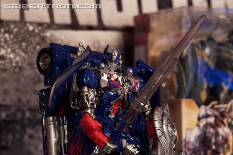 Toy Fair 2017: Transformers The Last Knight Premier Edition - Transformers Event: Tf 5 The Last Knight Premier Edition 058