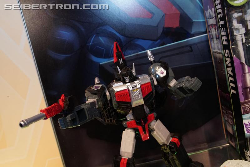 Toy Fair 2017: Generations: Titans Return (and Trypticon too!) - Transformers Event: Generations Titans Return 028