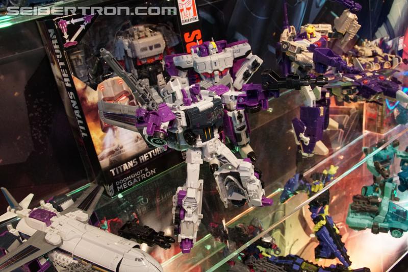 Toy Fair 2017: Generations: Titans Return (and Trypticon too!) - Transformers Event: Generations Titans Return 041