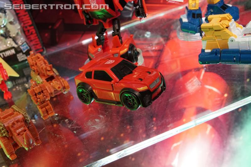 Toy Fair 2017: Generations: Titans Return (and Trypticon too!) - Transformers Event: Generations Titans Return 045