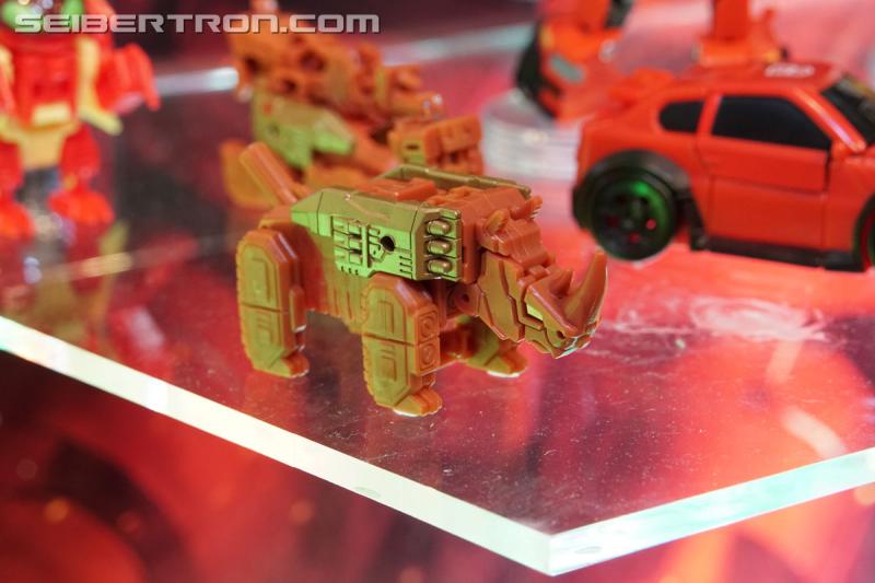 Toy Fair 2017 - Generations: Titans Return (and Trypticon too!)